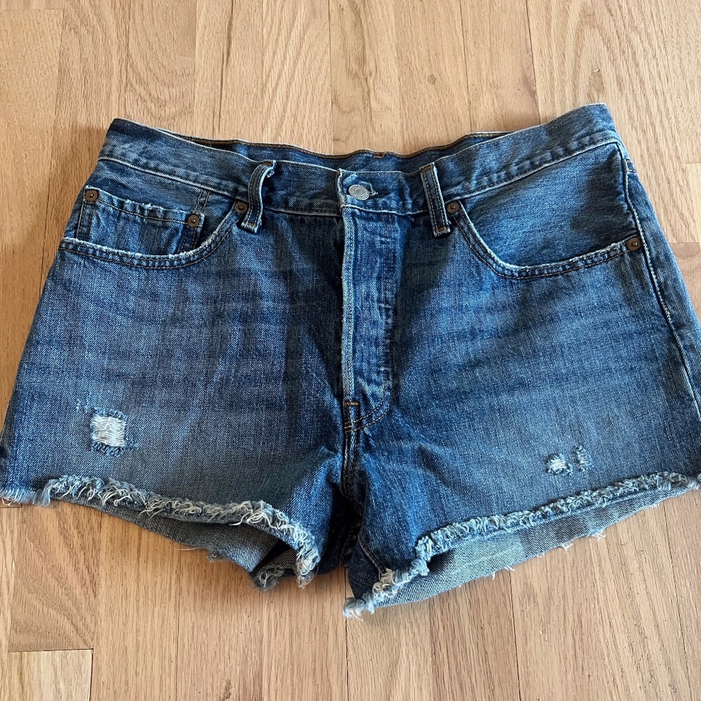 Levi's 501 Cut-Off Jean Short Button Fly Size 30